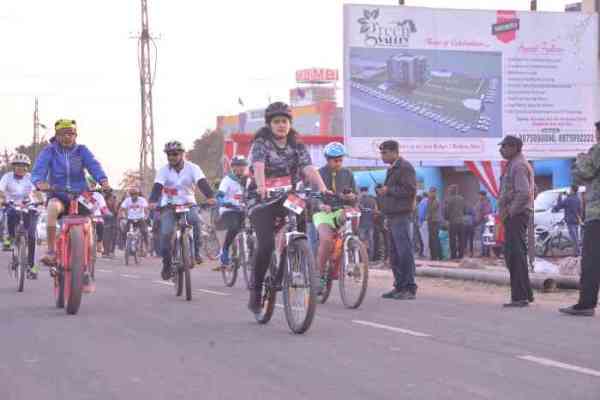cycling for health awareness