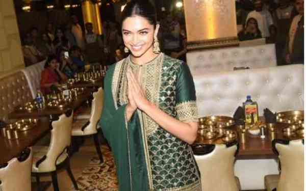 PHOTOS: हरे खूबसूरत राजस्थानी लिबास में पद्मावत की सफलता का जश्न मनाने निकली दीपिका