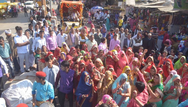 जांगिड़ ब्राह्मण समाज की शोभायात्रा।