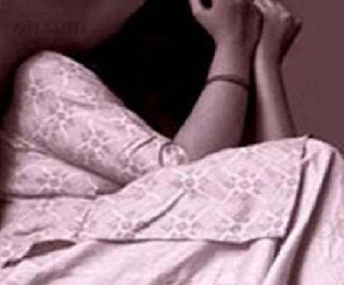 man forcefully entered in house and rape with mentally sick girl