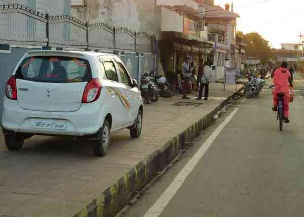 This is the footpath