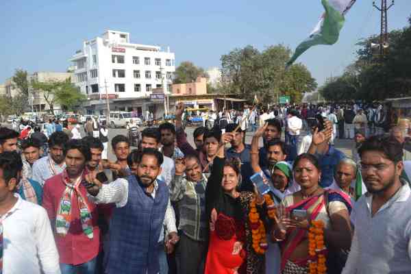 Photos of celebration of congress party in alwar