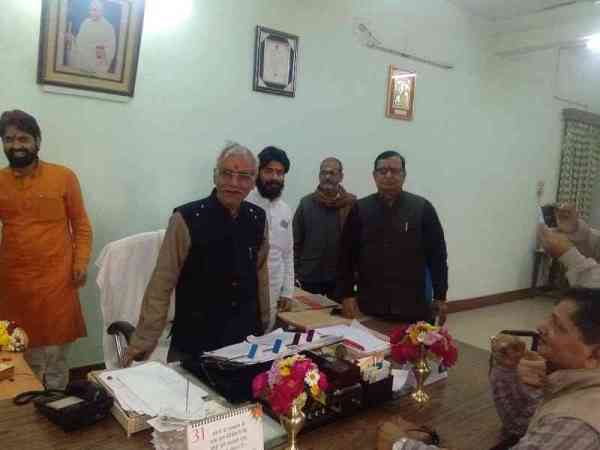 सम्पूर्णानंद संस्कृत विश्वविद्यालय के वीसी प्रो.यदुनाथ प्रसाद दुबे
