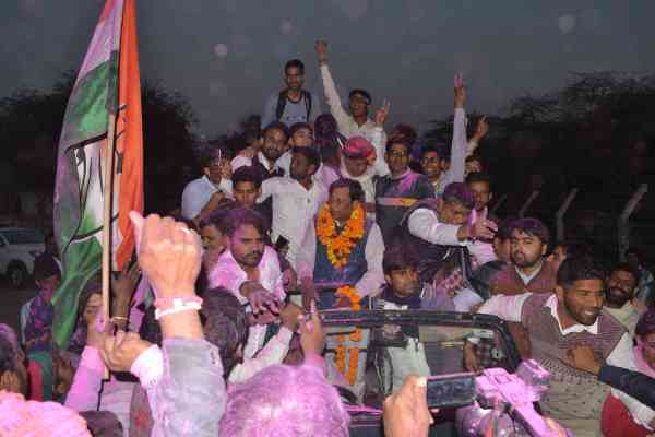 photos of congess celebration after winning in loksabha elections