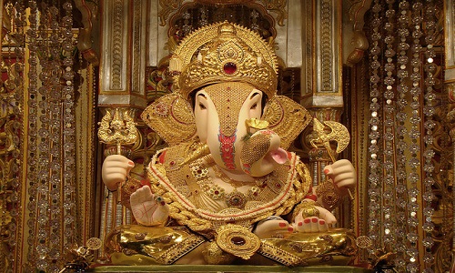 Maharashtra,Pune,Lord Ganesha,how to worship Lord Ganesh,how to get blessings of lord ganesh,devotees of lord ganesh,