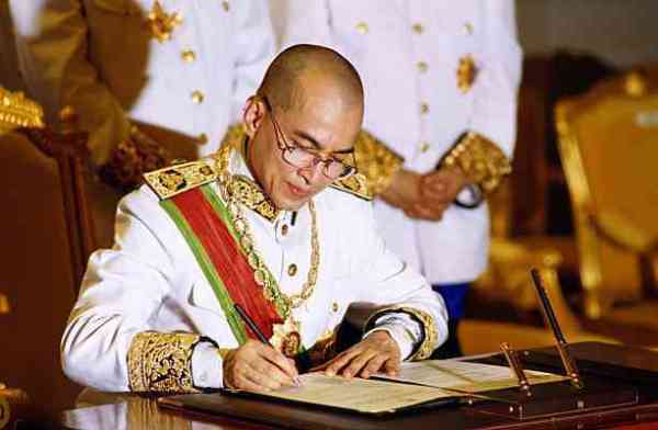 King Norodom Sihamoni