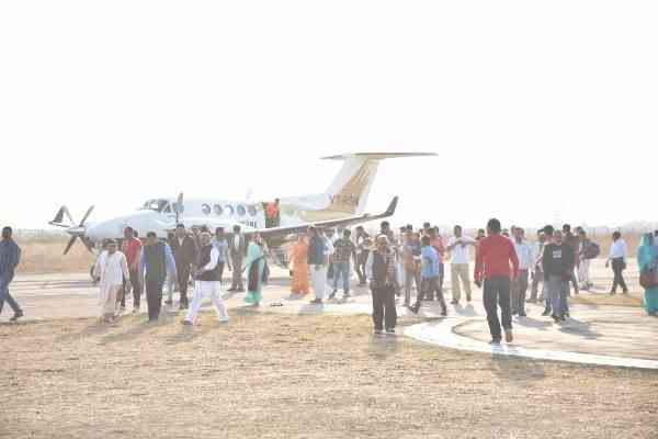 धारकुंडी महाराज का भक्तो ने किया स्वागत, देखे इन तस्वीरो में