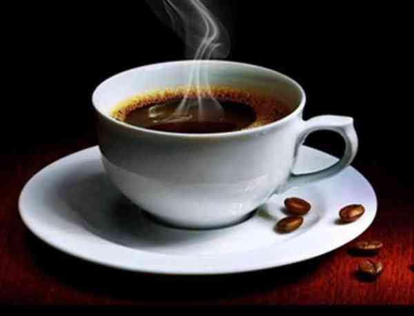  कॉफी पीना