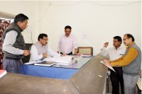 there are Lakhs sap of govenment