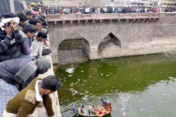 suicide in bharatpur
