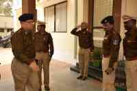 डीजीपी ऋषि कुमार शुक्ला की इस तरह हुई अगुवानी, यहॉ देखे तस्वीर