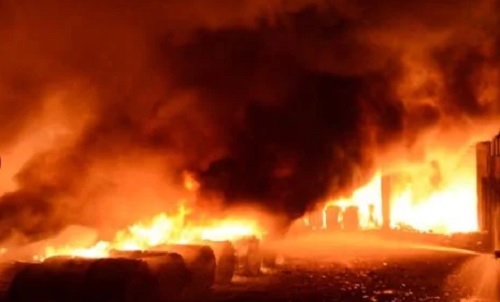 huge fire in NER Varanasi City Station power cabin and godown