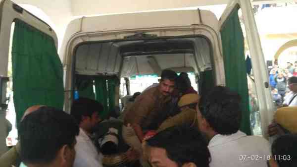 Chittorgarh, Chittorgarh news, Chittorgarh Hindi news, Chittorgarh local news, Narendra Modi, Prime Minister Narendra Modi, PM Narendra Modi, accident, road accident, PM Modi Wife, PM Modi wife Jashodaben, pm modi wife jashodaben accident, PM Modi's wife Jasoda Ben's car Accident, one death