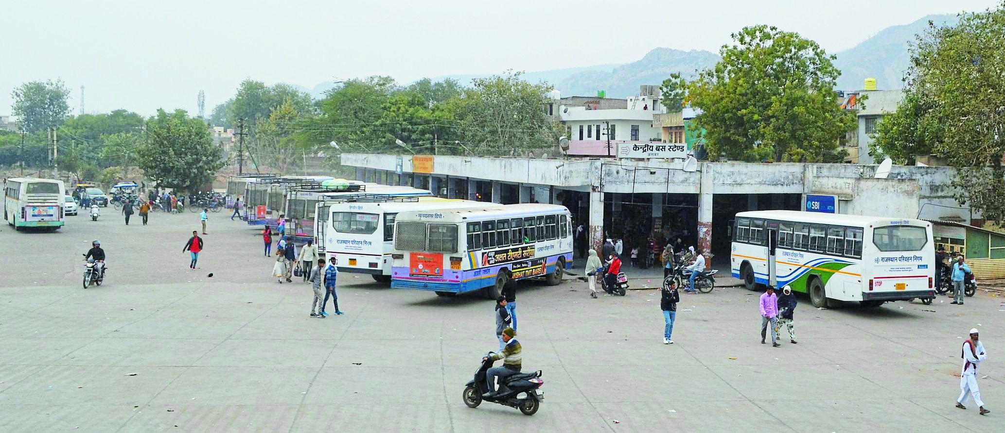 Roadways contract employee transfer lakh of rupees in his own account