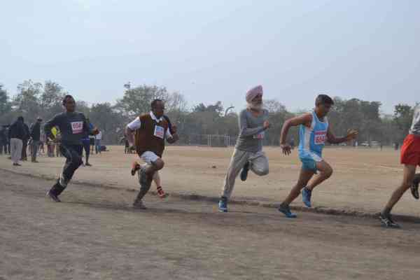 photos of old people athletics tournament in alwar