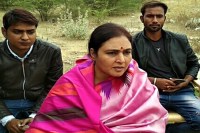 अर्चना शर्मा 