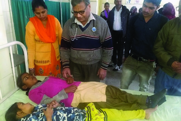 hanumangarh nine girl admitted in hospital