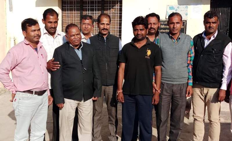 Assistant Director Agriculture and Supervisor cought red handed in Kota