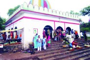 13 जनवरी को पूरे दिन त्रयोदशी तिथि है और मध्यरात्रि में 11 बजकर 35 मिनट से चतुर्दशी तिथि लग रही है