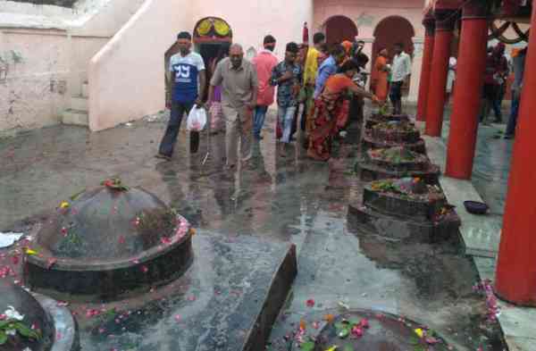 मढ़ीनाथ मंदिर 