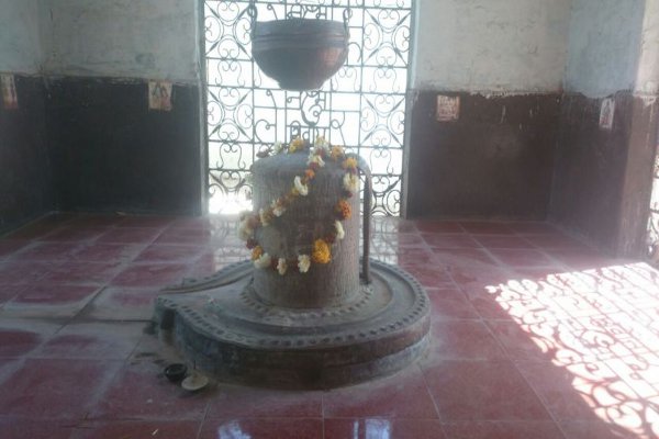 sahastra lingeswar temple