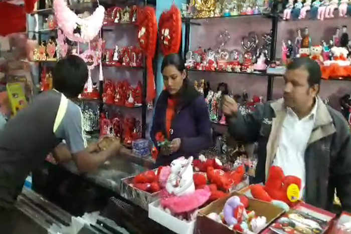 Bhilwara, bhilwara news, valentine day in bhilwara,  Latest news in bhilwara, Bhilwara News in hindi, Hindi News in bhilwara, Latest hindi news in bhilwara