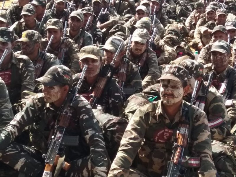 CRPF, Navrakshak, Training, DIG, Jungle, Tour, shivpuri news, shivpuri news in hindi, mp news