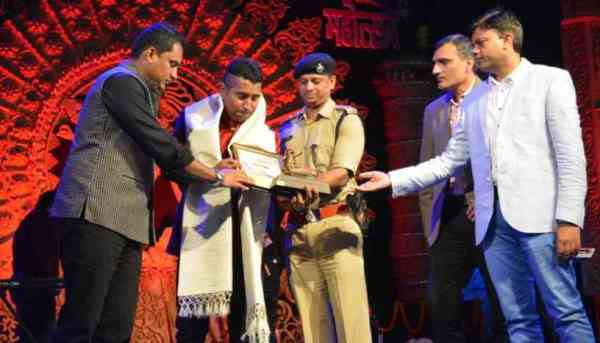 पाली महोत्सव : कलाकारों ने रंगारंग प्रस्तुतियां देकर जीता दिल, समापन पर जुटे हजारों लोग