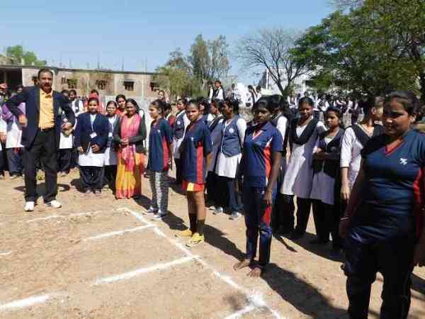 Girls partycipate many games