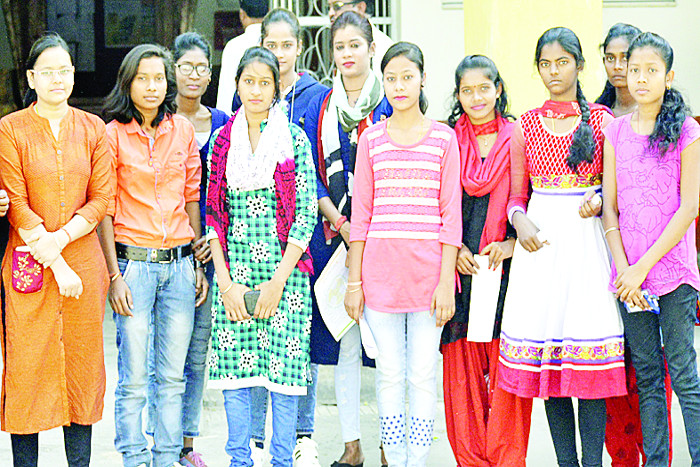 पीरियड्स के विषय पर समाज चर्चा नहीं करना चाहता, कोई खुलकर बोलना नहीं चाहता