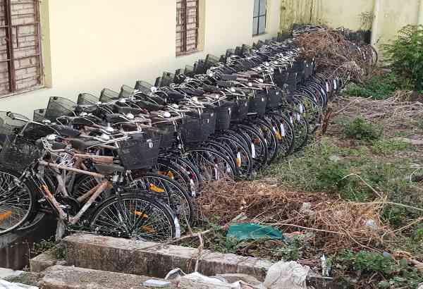 Cycle scame in Bilaspur