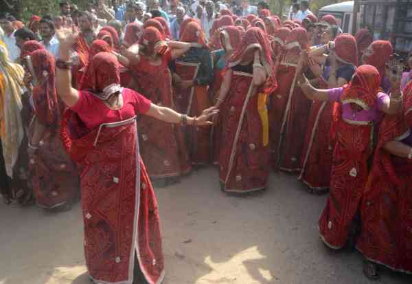 sikar Farmers womens dance