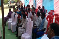 महाशिवरात्रि पर्व के बाद फाल्गुन शुक्ल द्वितीया पर शनिवार को एक बार फिर पंचमुखारविंद स्वरूप में दिव्य दर्शन दिए।