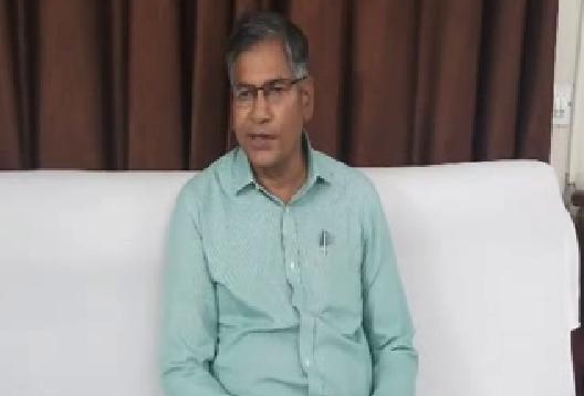 सरकार द्वारा दागी अधिकारियों को बचाना लोकतंत्र का गला घोटना : बापना