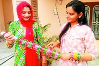 beti bachao slogan on bangles 