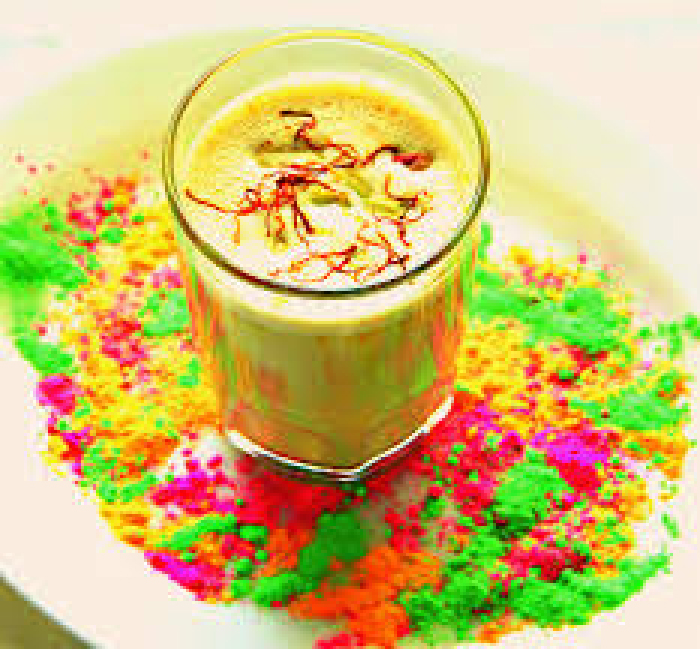 #khulkarkheloholi: color of the holi without bhaang