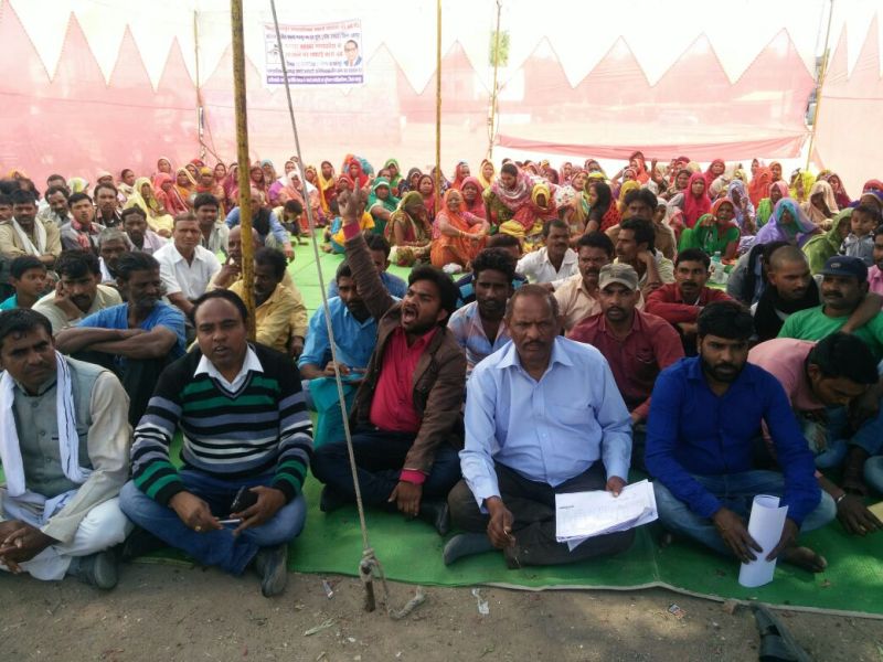 Demand for regularization, uncertainty worktime strike, cleaning staff