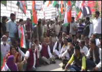 Congress leaders slogan har har Modi in Amethi up