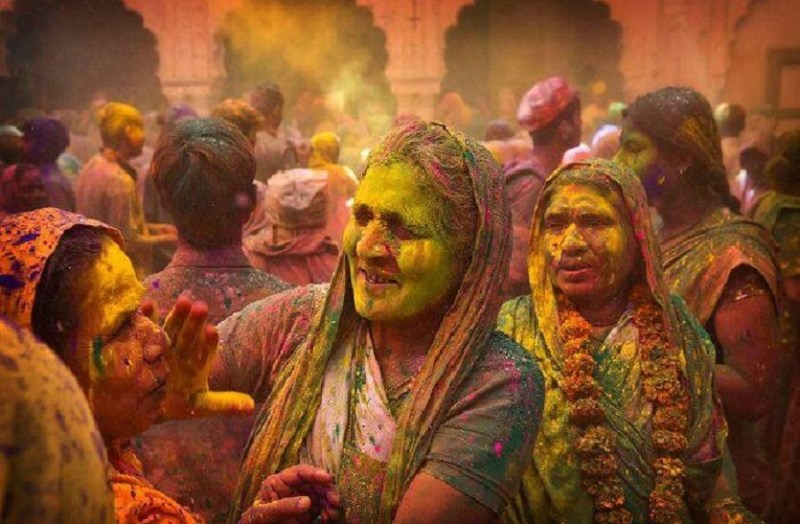 #khulkarkheloholi: When the tradition of celebrating Holi