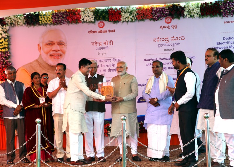 Modi is not eligible for the PM post : Siddaramaiah