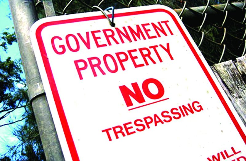 अरबों रुपए की जमीन पर जता रहे थे मालिकाना हक, आधा दर्जन से अधिक को भेजा जेल...