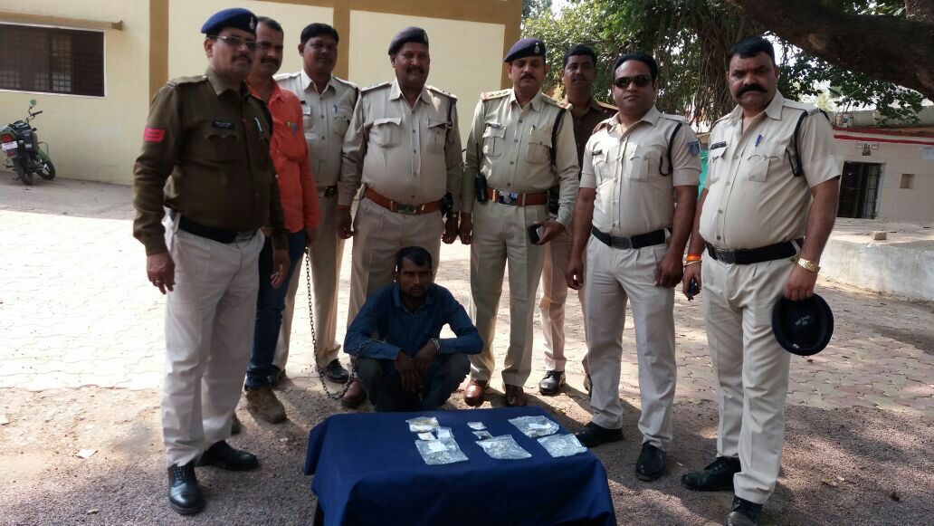 panna robbery: one theft Accused arrested in panna police