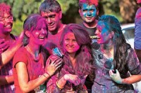 Holi 2018 tips for bhang nasha hangover