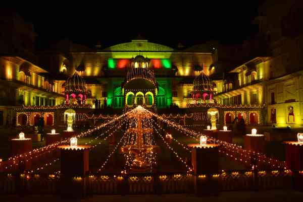 photos of city palace alwar lighten for a movie shooting