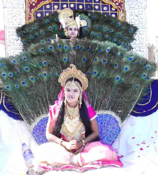 umada aastha ka sailaab, goonje meen dev ke jayakaare