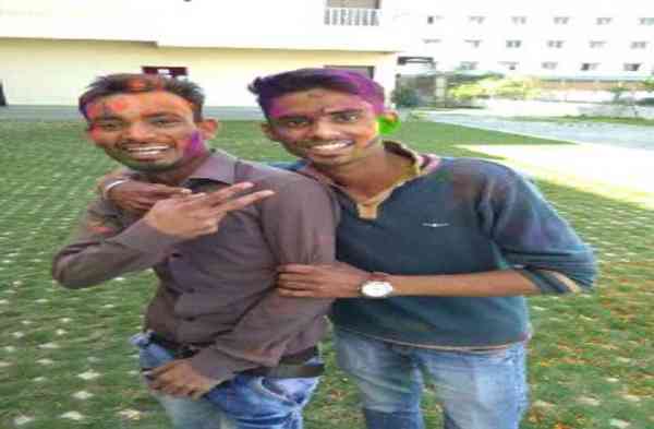 college holi