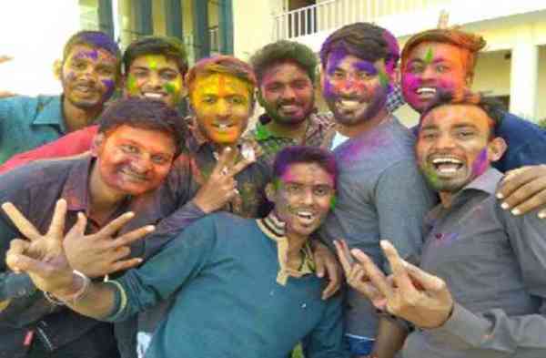 college holi