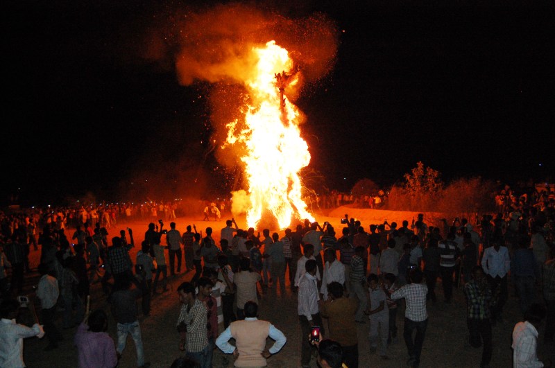 Inana village Holi