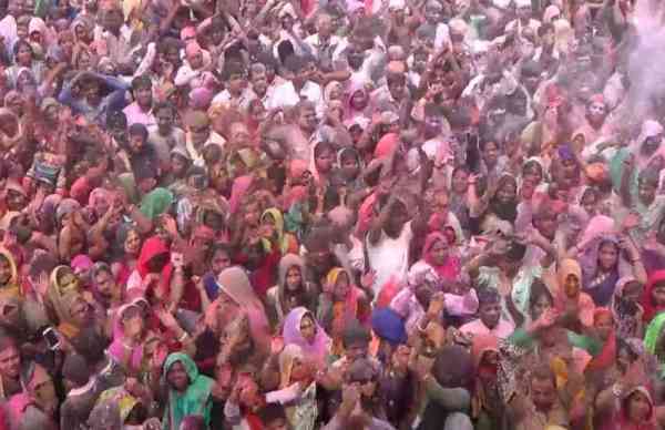 priyakant ju temple Holi 2018