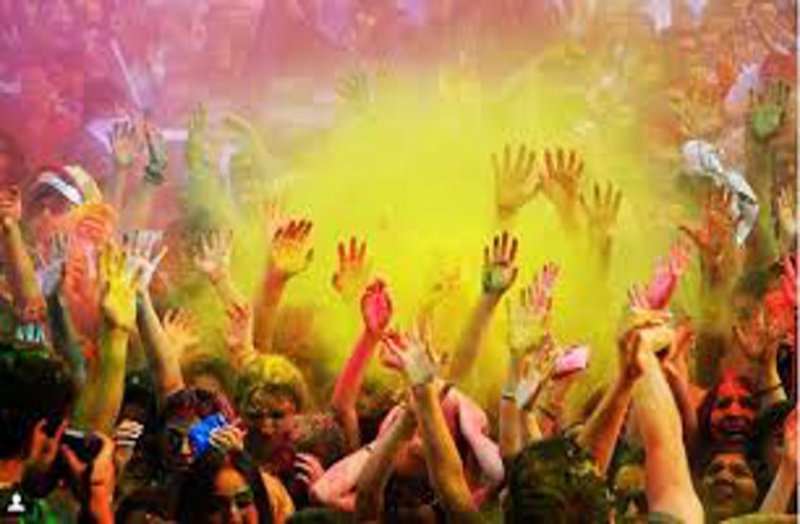 holi